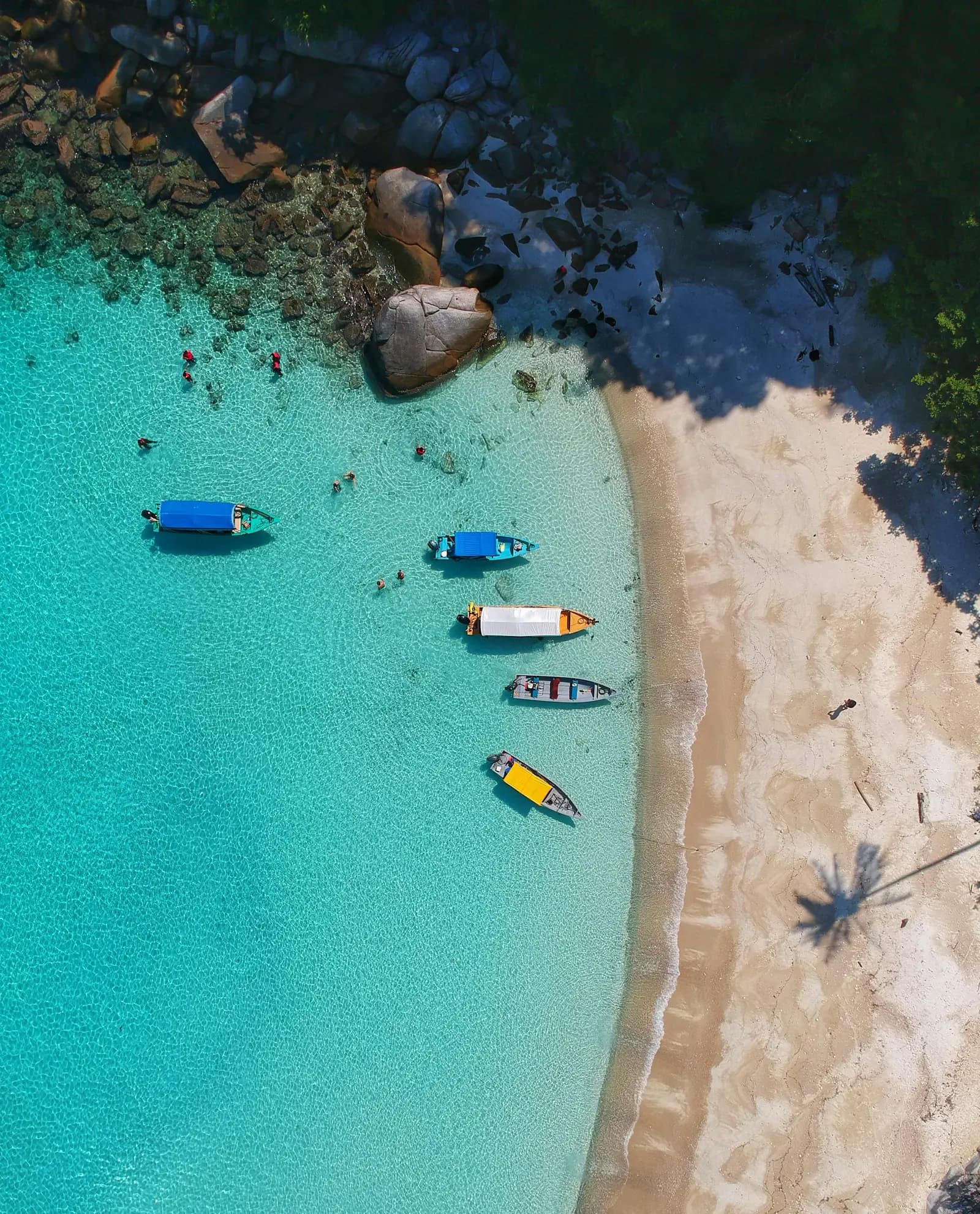 Byron Bay beach with crystal clear turquoise water